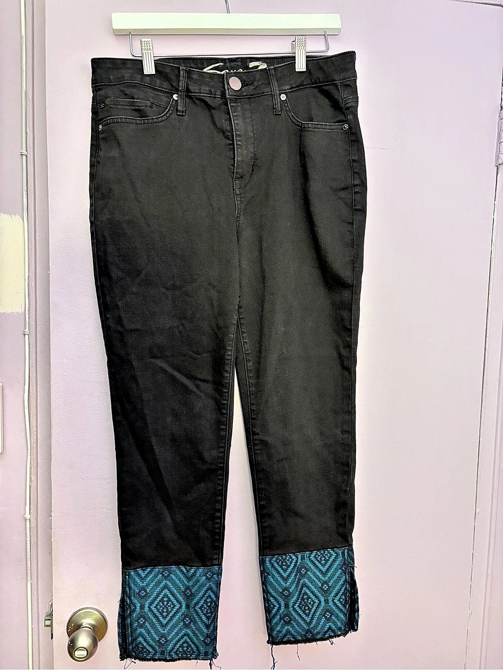 Seven7 Black Geometric Cuff Straight Leg Jeans Waist 12